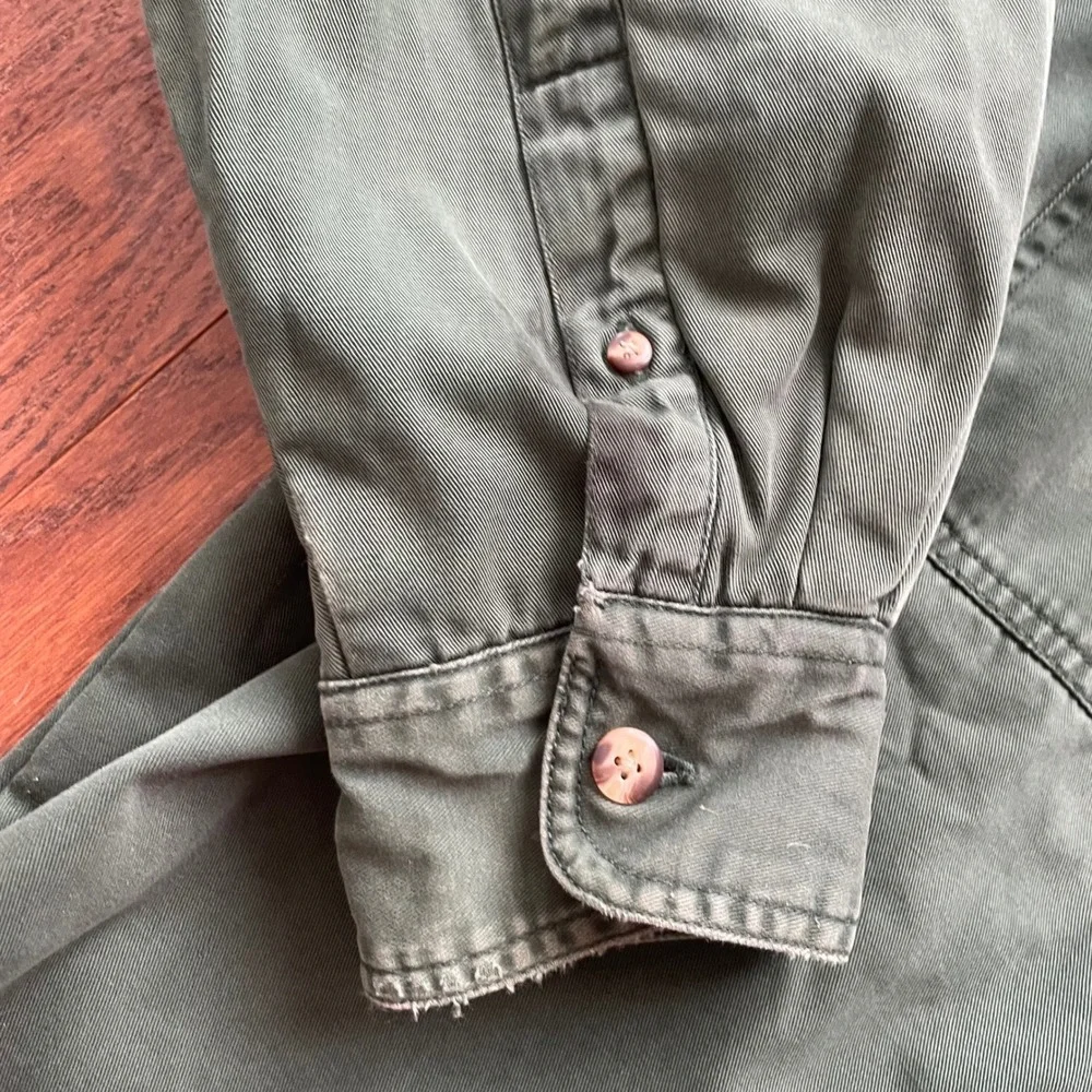 Woolrich classic button